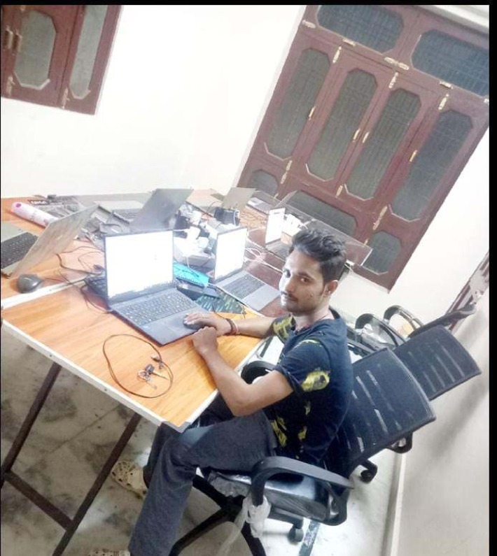 273154,Song Writing,Resumes,Tranlation,Students Papers,Video Editing,photos Editing,Banners,Posters,Photoshop,word Excel data fill,letter apllication writing,