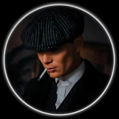 331021Video editor documentary style